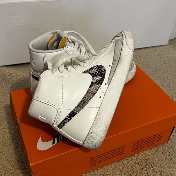 Nike Blazer 77’ Mid SE wmns 7.5 sail/particle beige - Picture 4 of 10